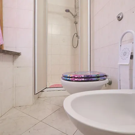 La Nicchia Apartment *
